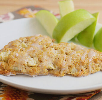 Apple and oat scones by Fake Ginger on bakedbyrachel.com
