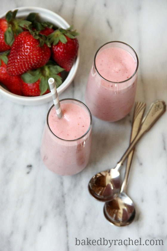 Strawberry Banana Smoothie Recipe - bakedbyrachel.com