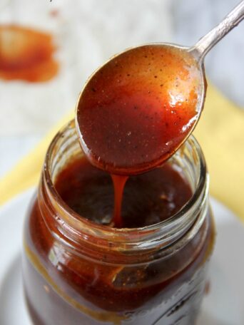 Brown Sugar Barbecue Sauce Recipe from bakedbyrachel.com