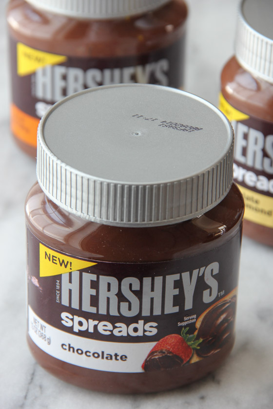 Hershey's Spreads on bakedbyrachel.com #spreadpossibilities