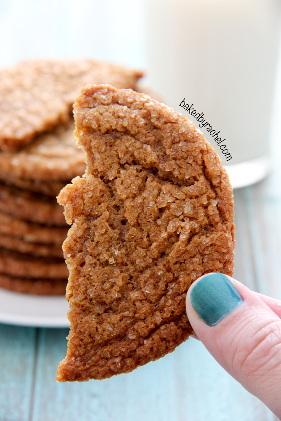 Thin and chewy gingersnap crinkle cookie recipe from @bakedbyrachel