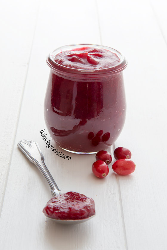 Easy homemade cranberry jam recipe from @bakedbyrachel Ready in under 30 minutes and requires only 4 simple ingredients!