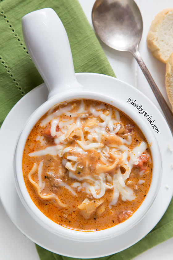 Easy slow cooker lasagna soup recipe from @bakedbyrachel 