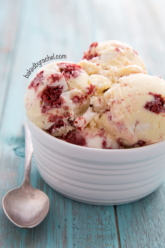 Creamy red velvet cake ice cream with cream cheese frosting swirl recipe from @bakedbyrachel