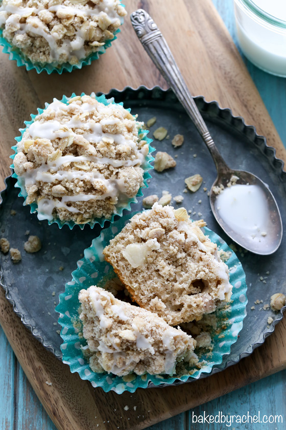 Apple oatmeal crumb muffins with vanilla glaze. Recipe from @bakedbyrachel