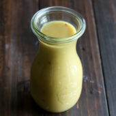 Easy homemade honey mustard dressing recipe from @bakedbyrachel