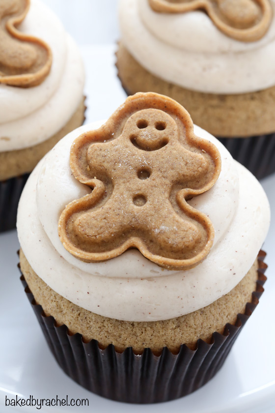 Easy homemade gingerbread cupcakes with brown sugar cinnamon cream cheese frosting recipe from @bakedbyrachel