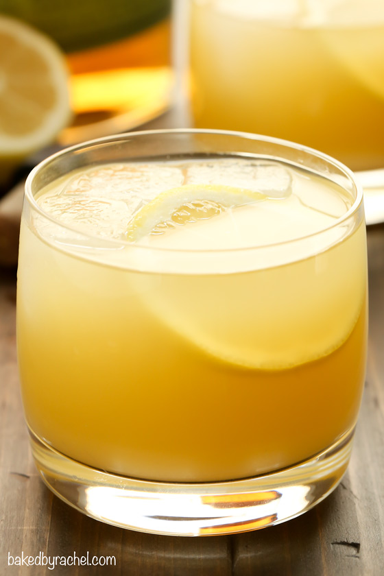 Refreshing 3 ingredient pineapple whiskey sour recipe from @bakedbyrachel