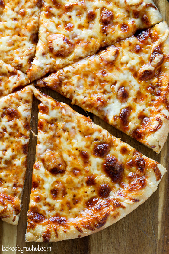 Easy homemade classic three cheese pizza recipe from @bakedbyrachel