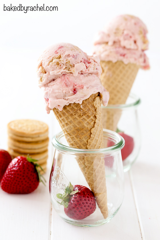 Strawberry cookies and cream ice cream recipe from @bakedbyrachel 