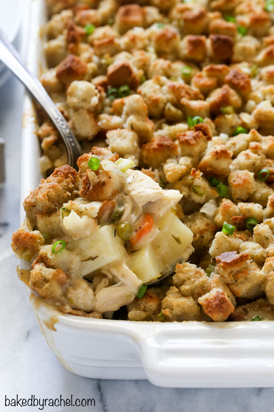 Classic cold weather comfort food with a twist! Easy homemade leftover Thanksgiving turkey pot pie with a stuffing crust recipe from @bakedbyrachel! A flavor packed must make meal!